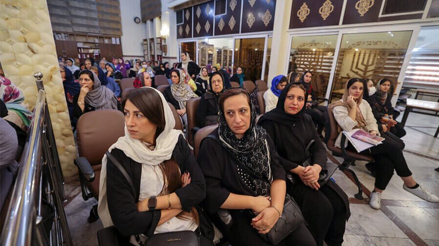 美以戰火下伊朗當地猶太人噤聲自保